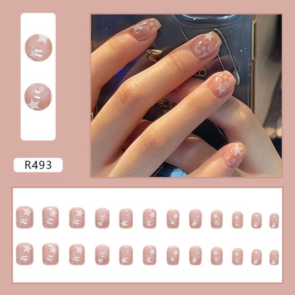 Stars nude short nails - Image 3